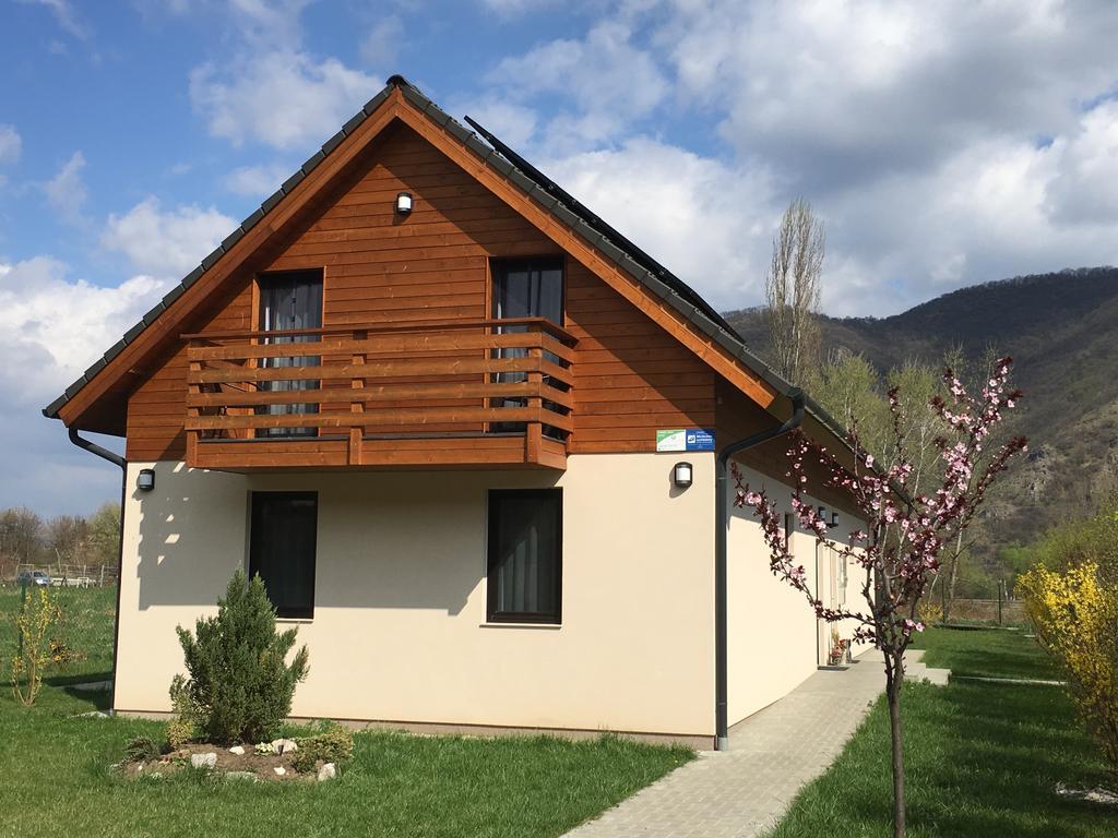 Dunazug Apartmanhaz Dömös 외부 사진