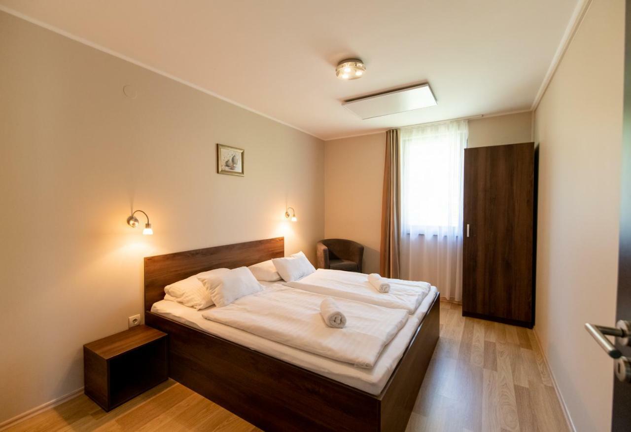 Dunazug Apartmanhaz Dömös 외부 사진